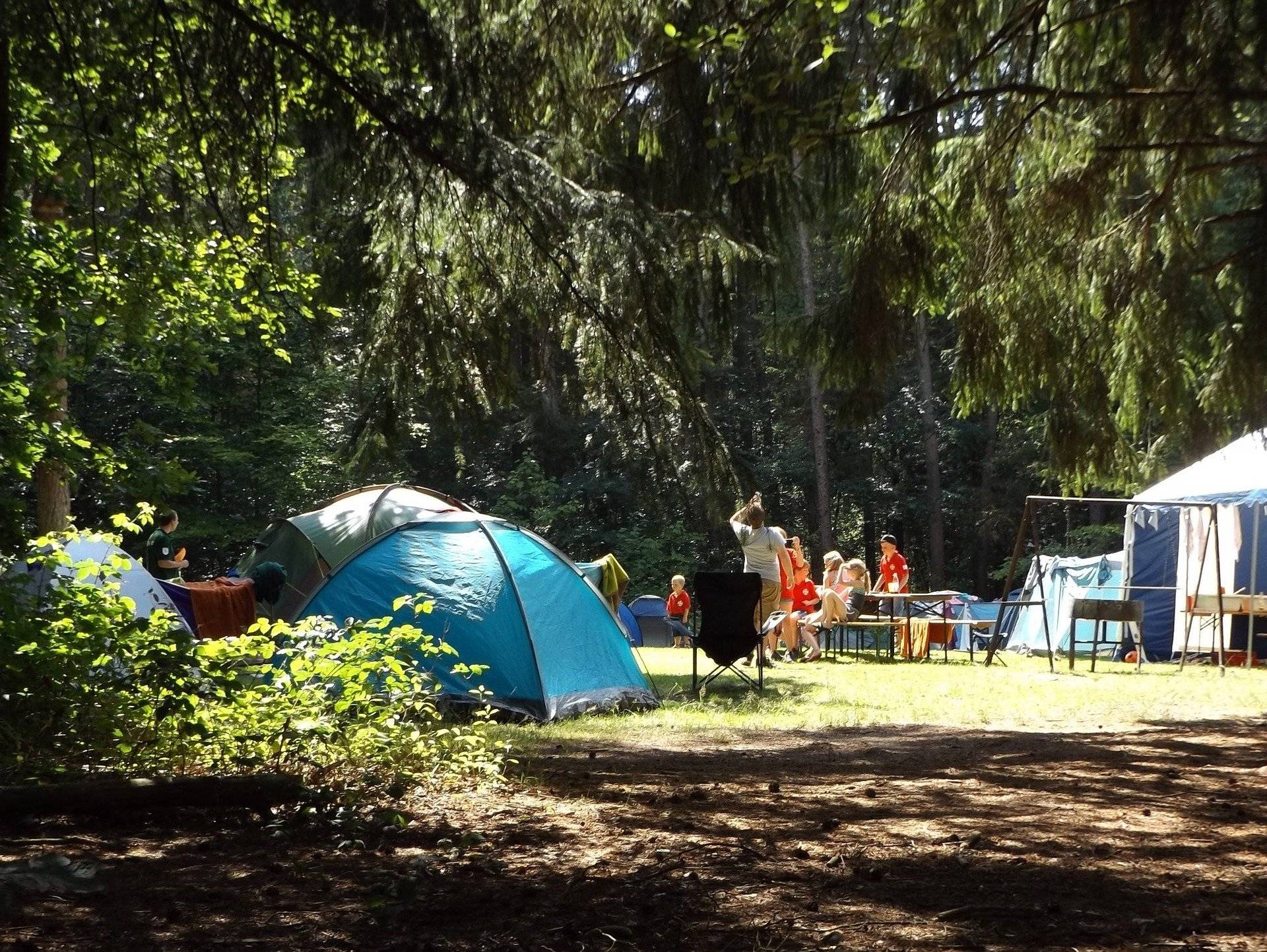 différences camping, camping sauvage et bivouac